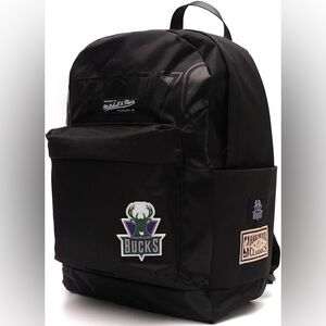 NWT - Mitchell & Ness Milwaukee Bucks Hardwood Classics Backpack